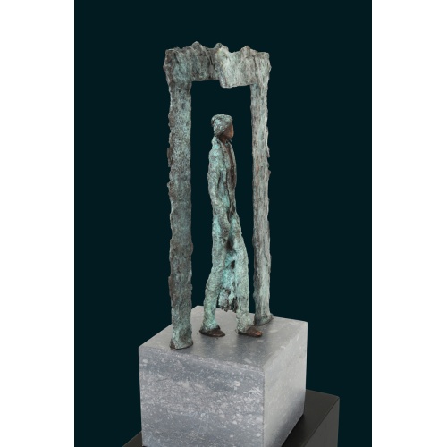 through-the-looking-glass-kieta-nuij-sculptures-in-bronze-2kopie